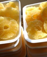 Piña deshidratada en rodajas