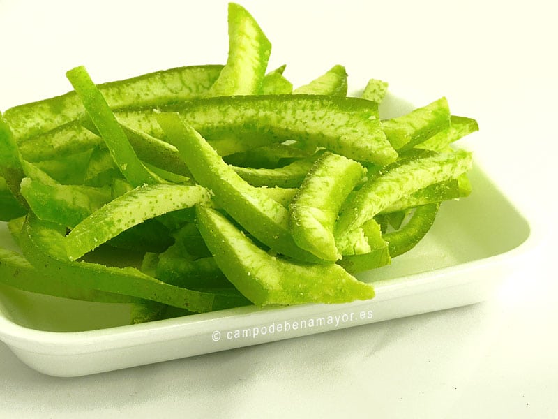 Pomelo deshidratado cortado en tiras de piel Campo de Benamayor